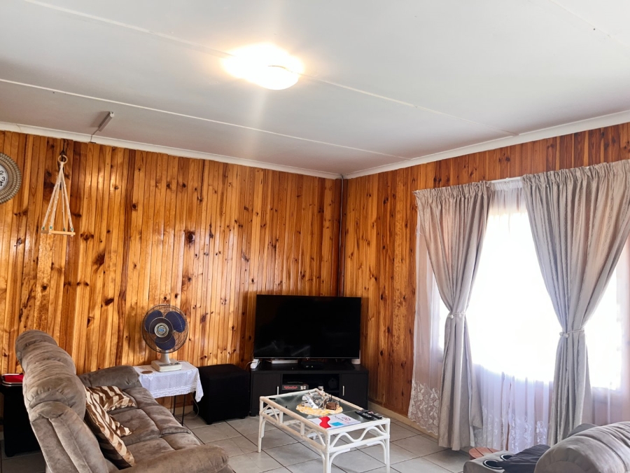 4 Bedroom Property for Sale in C Place Eastern Cape